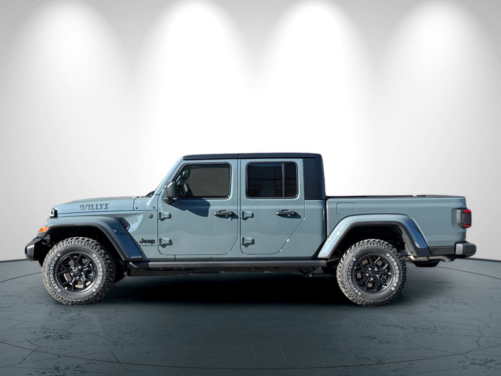 New 2026 Jeep Gladiator Willys image 7