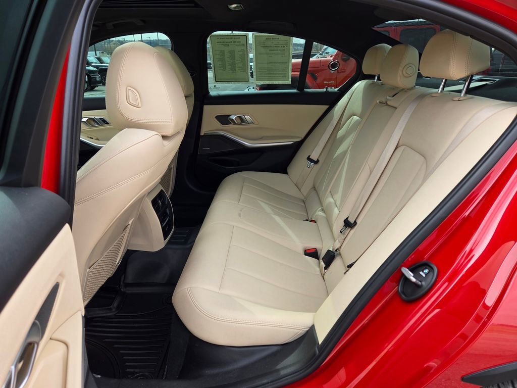 Used 2021 BMW 330i xDrive Sedan w/ Convenience Package image 28