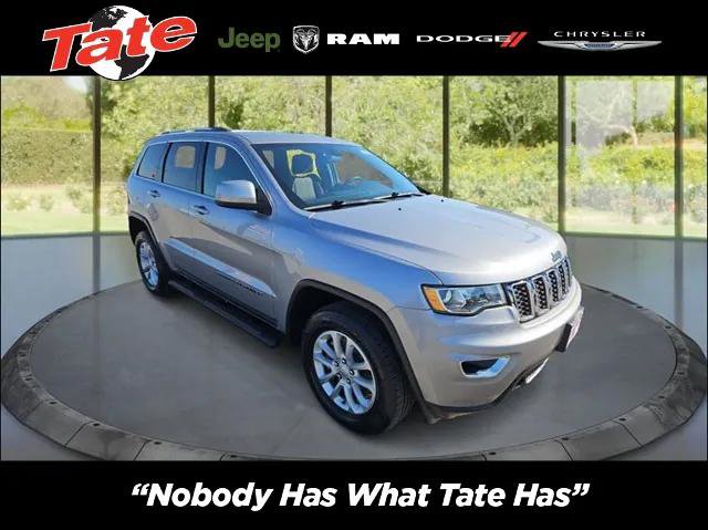 Certified 2021 Jeep Grand Cherokee Laredo image 1