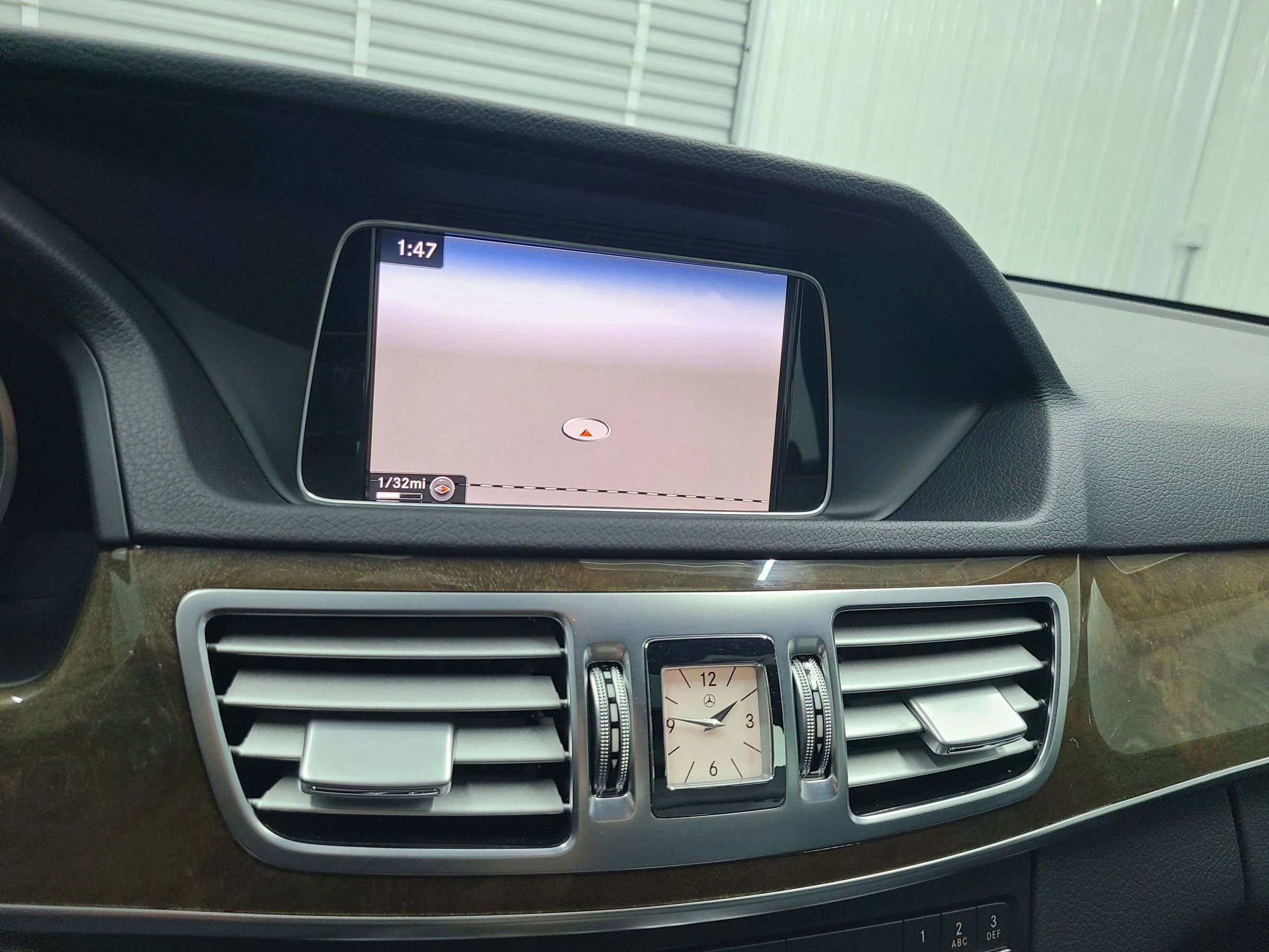 Used 2016 Mercedes-Benz E 350 4MATIC Sedan image 33