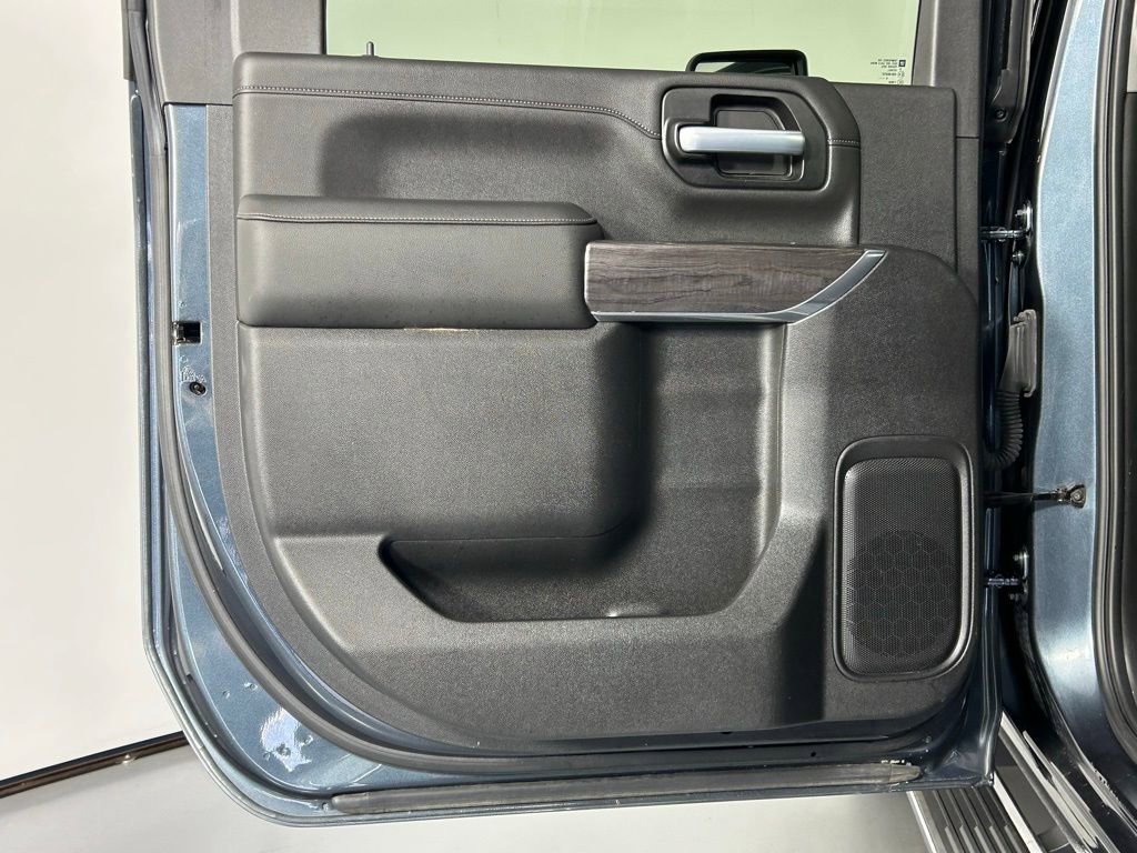 Used 2020 Chevrolet Silverado 2500 LTZ w/ LTZ Plus Package image 15