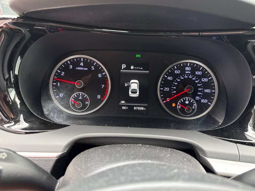 Used 2023 Kia K5 LXS FWD image 13