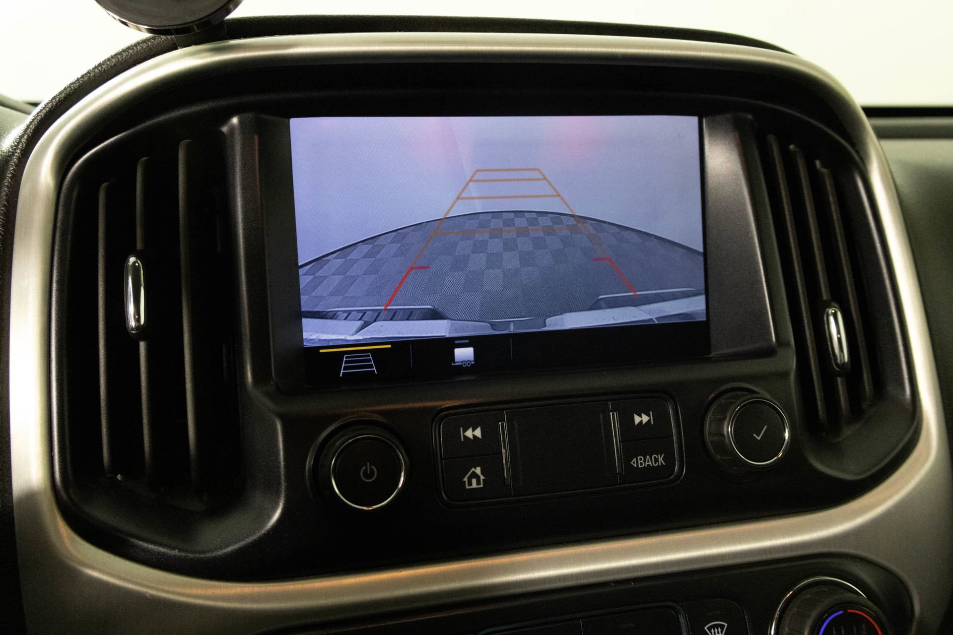 Used 2020 GMC Canyon SLT w/ Trailering Package image 7