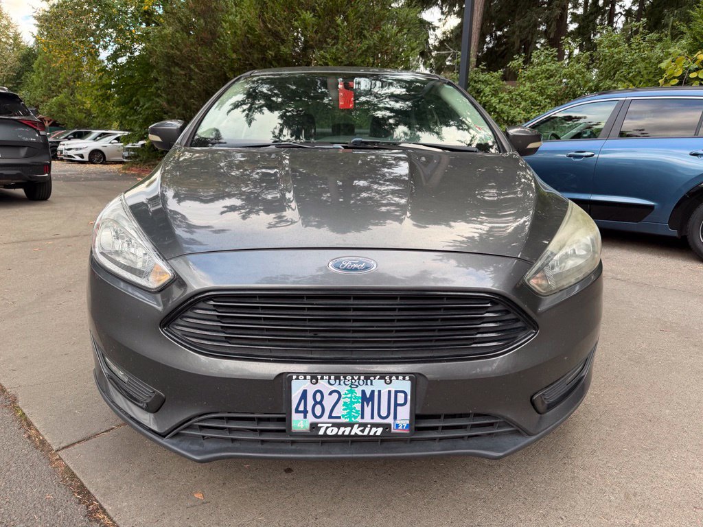 Used 2017 Ford Focus SE FWD image 9