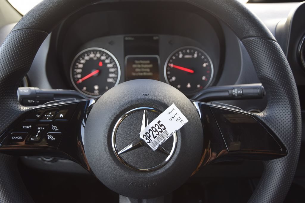 Used 2025 Mercedes-Benz Sprinter 2500 image 20