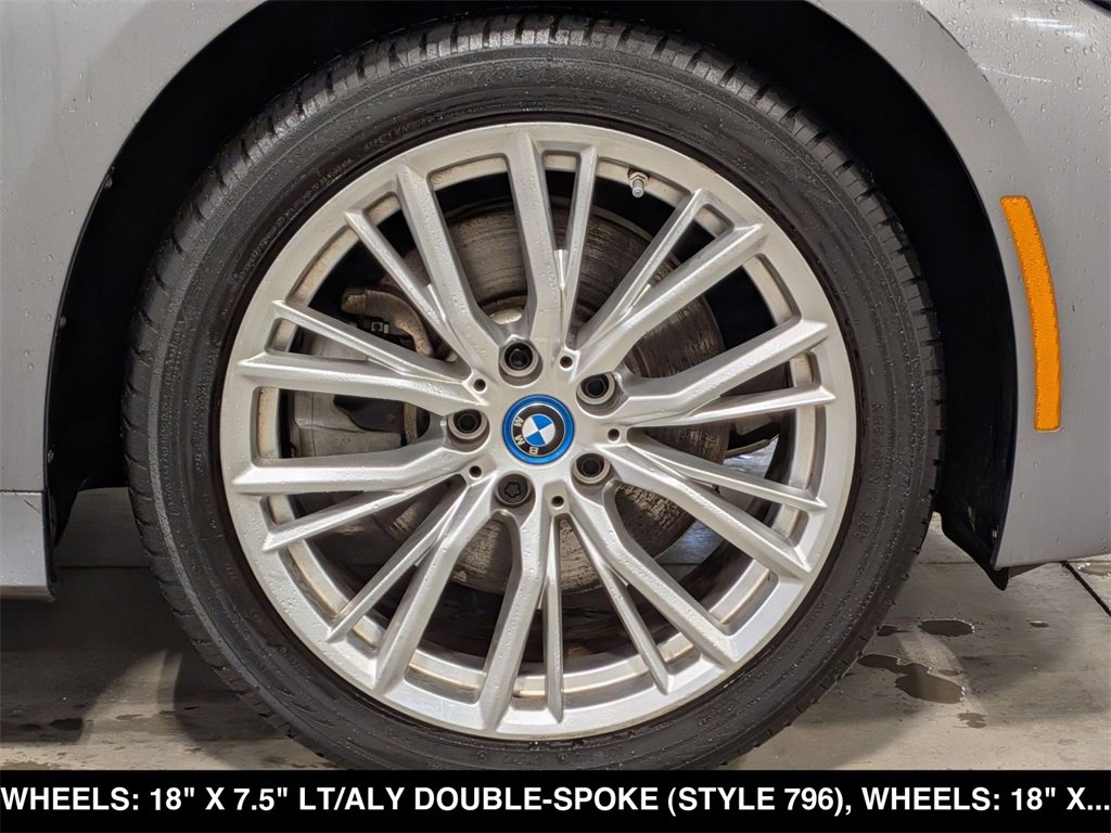 Certified 2023 BMW 330e xDrive 330e xDrive w/ Driving Assistance Package image 10