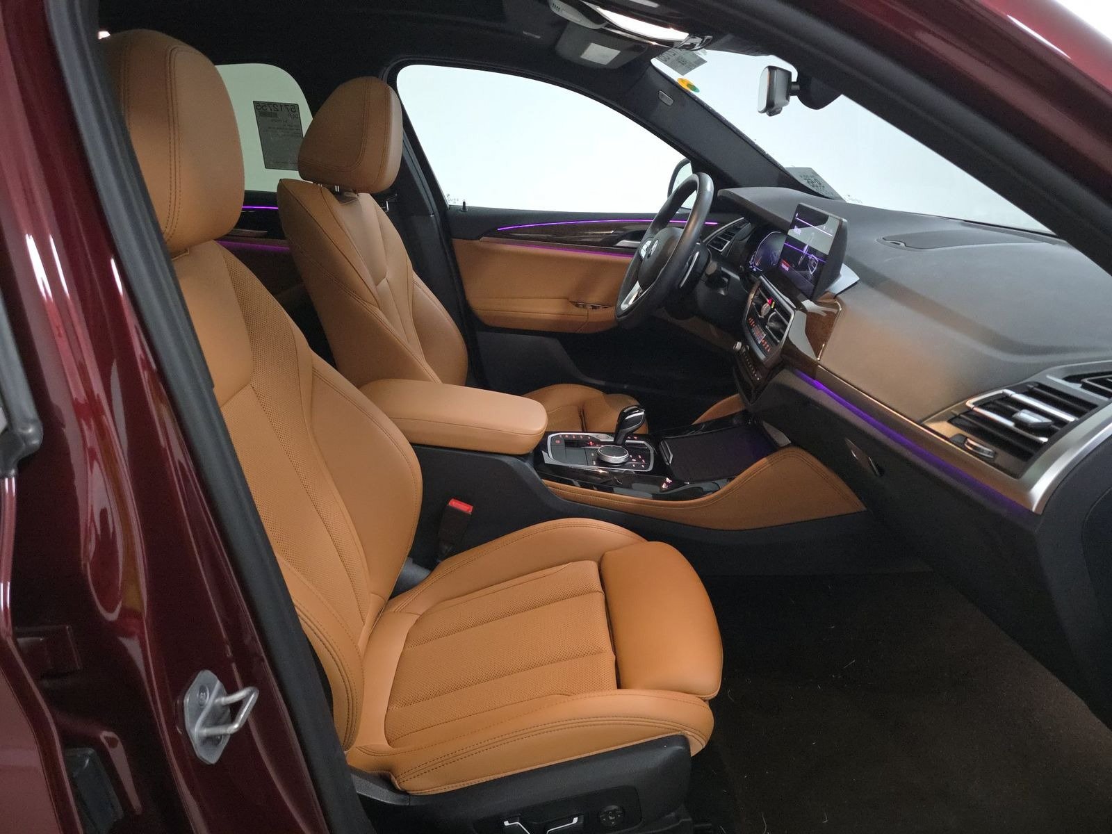 Used 2025 BMW X4 xDrive30i AWD/4WD image 7