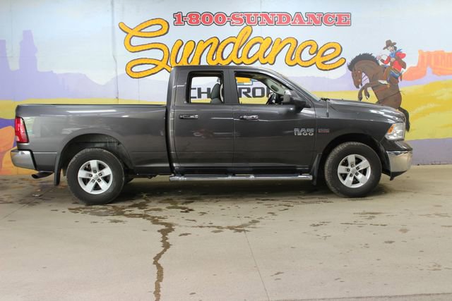 Used 2017 RAM 1500 Classic SLT AWD/4WD image 1