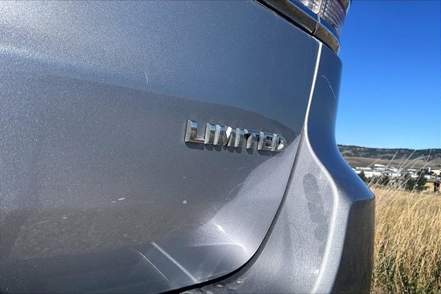 Used 2017 Jeep Grand Cherokee Limited AWD/4WD image 7