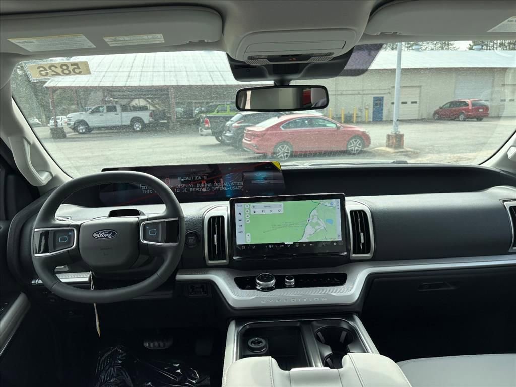 New 2026 Ford Expedition Active AWD/4WD image 6