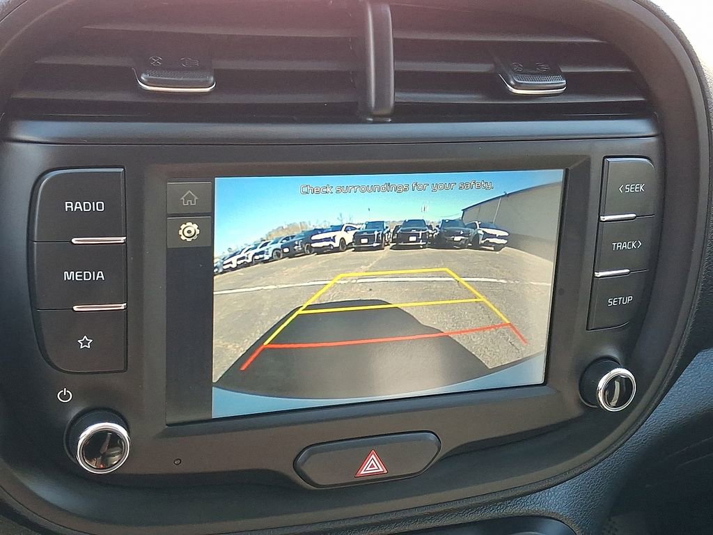 Certified 2025 Kia Soul LX image 7