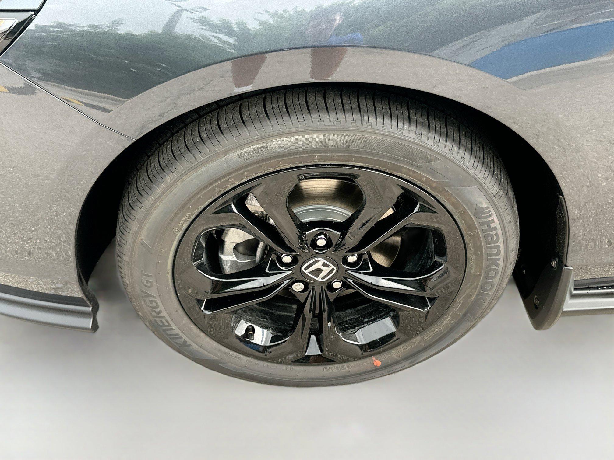 New 2025 Honda Accord SE image 25