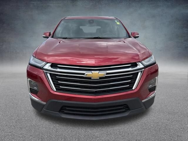 Used 2023 Chevrolet Traverse LT AWD/4WD image 3