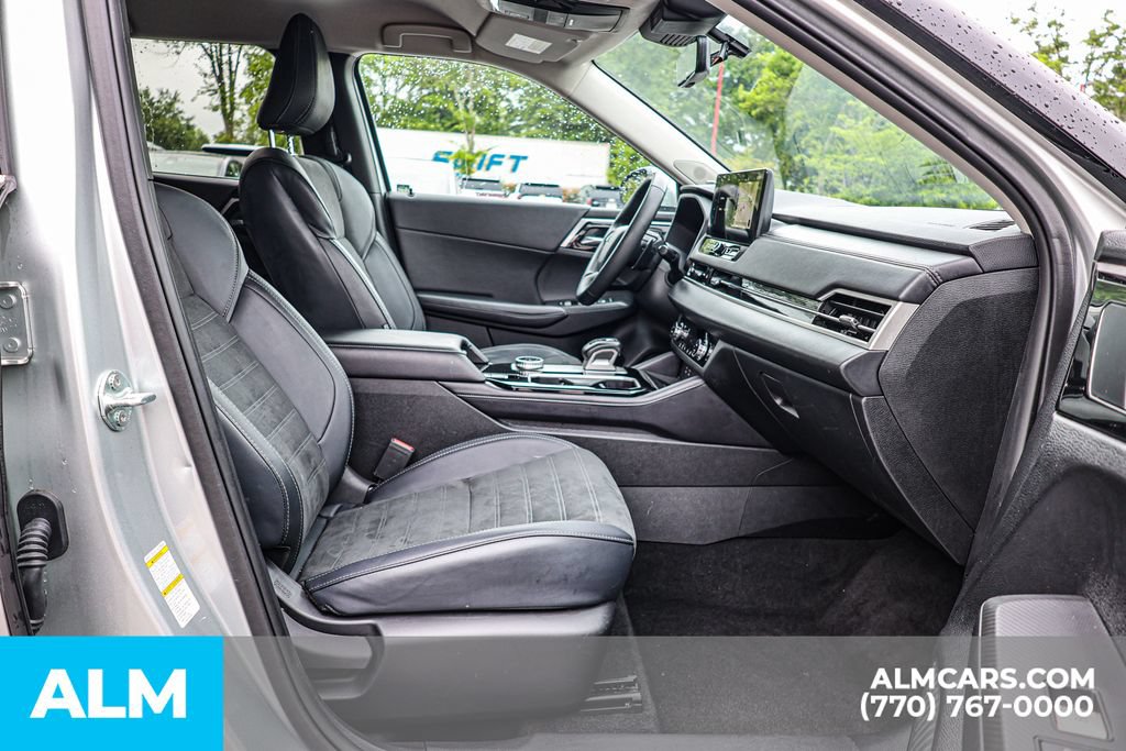 Used 2025 Mitsubishi Outlander SE FWD image 22