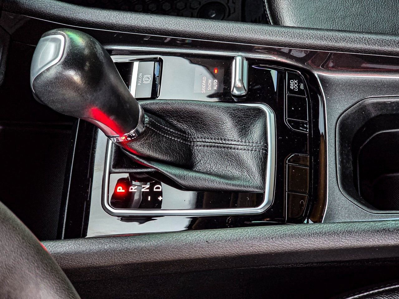 Used 2023 Jeep Compass Latitude w/ Convenience Group image 17