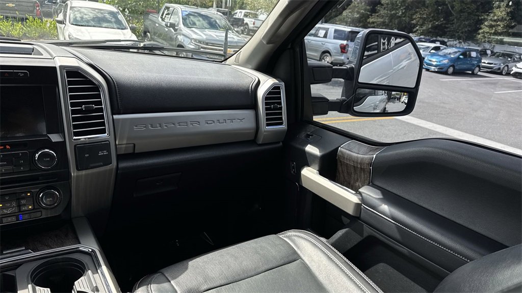 Used 2017 Ford F350 Lariat w/ Chrome Package image 16