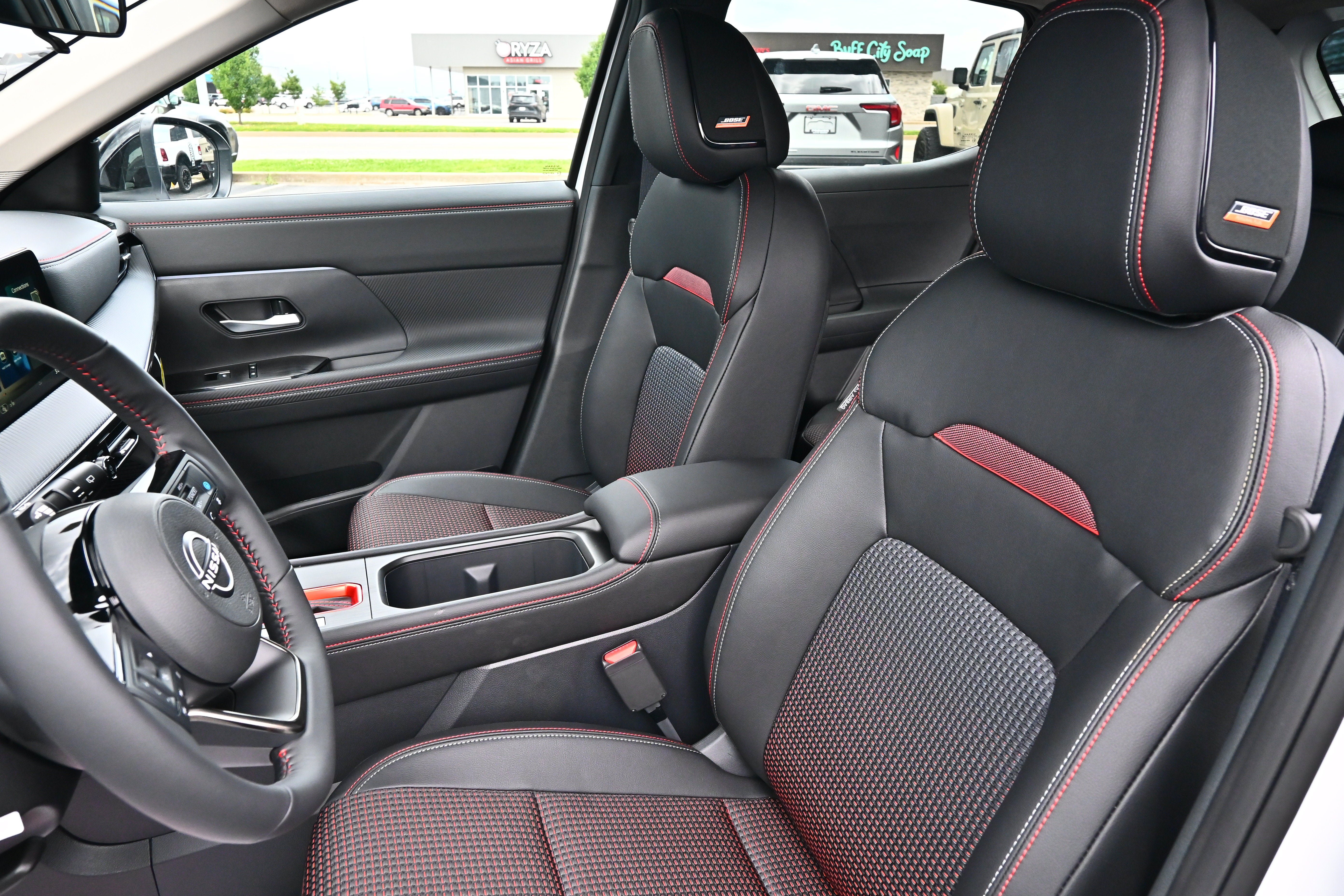New 2026 Nissan Kicks SR w/ SR Premium Package AWD/4WD image 23