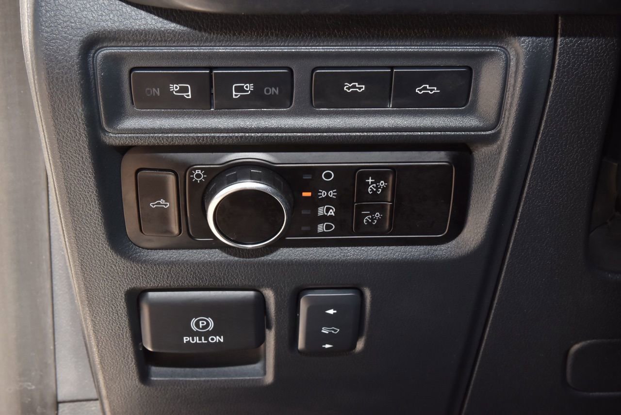 Certified 2023 Ford F150 Lightning Platinum image 33