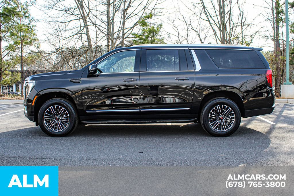 Used 2026 GMC Yukon XL Elevation image 6