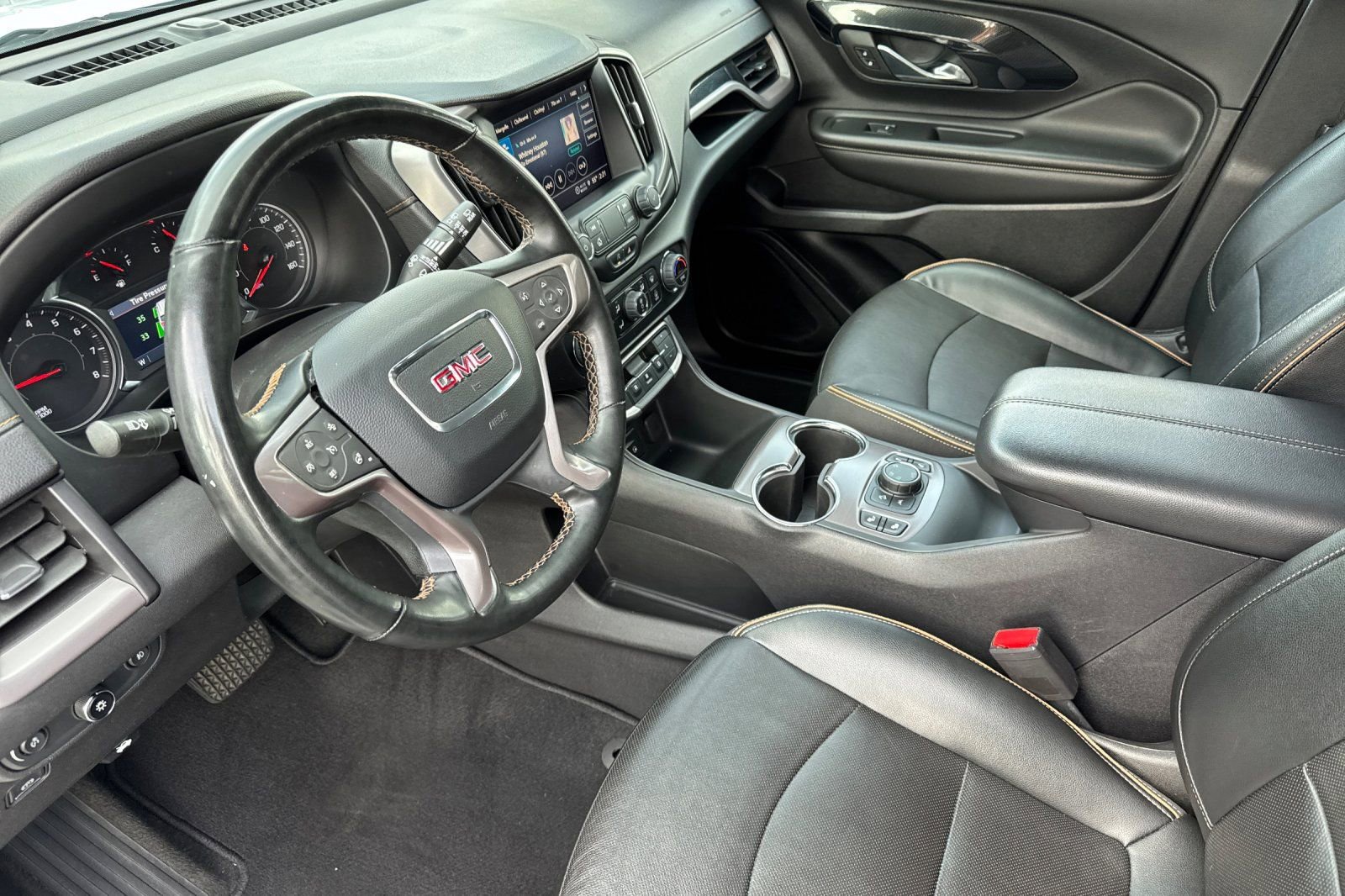 Certified 2023 GMC Terrain AT4 image 9