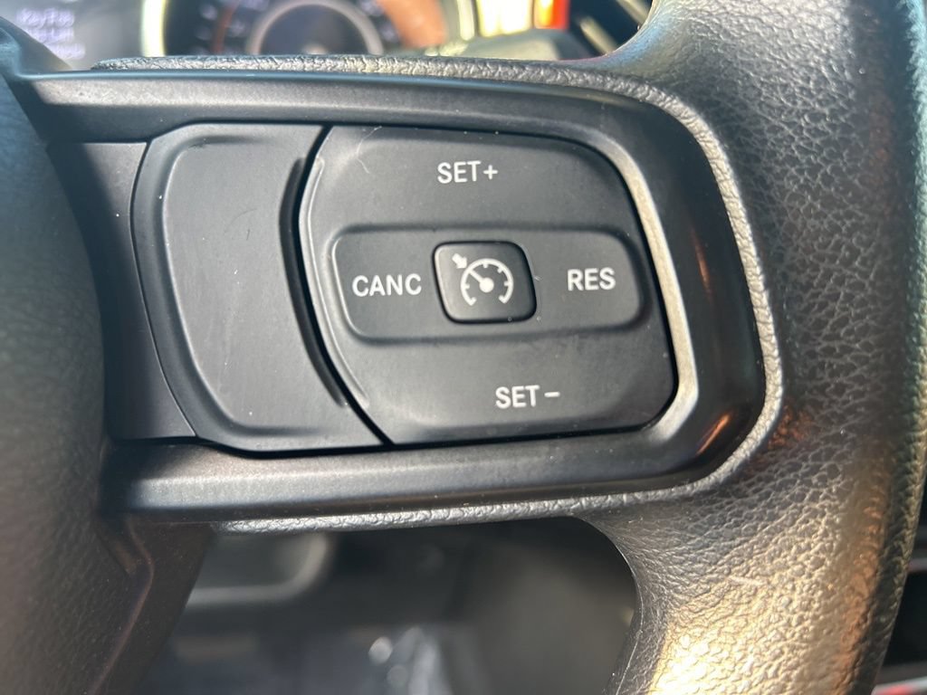 Used 2020 Jeep Gladiator Sport AWD/4WD image 41