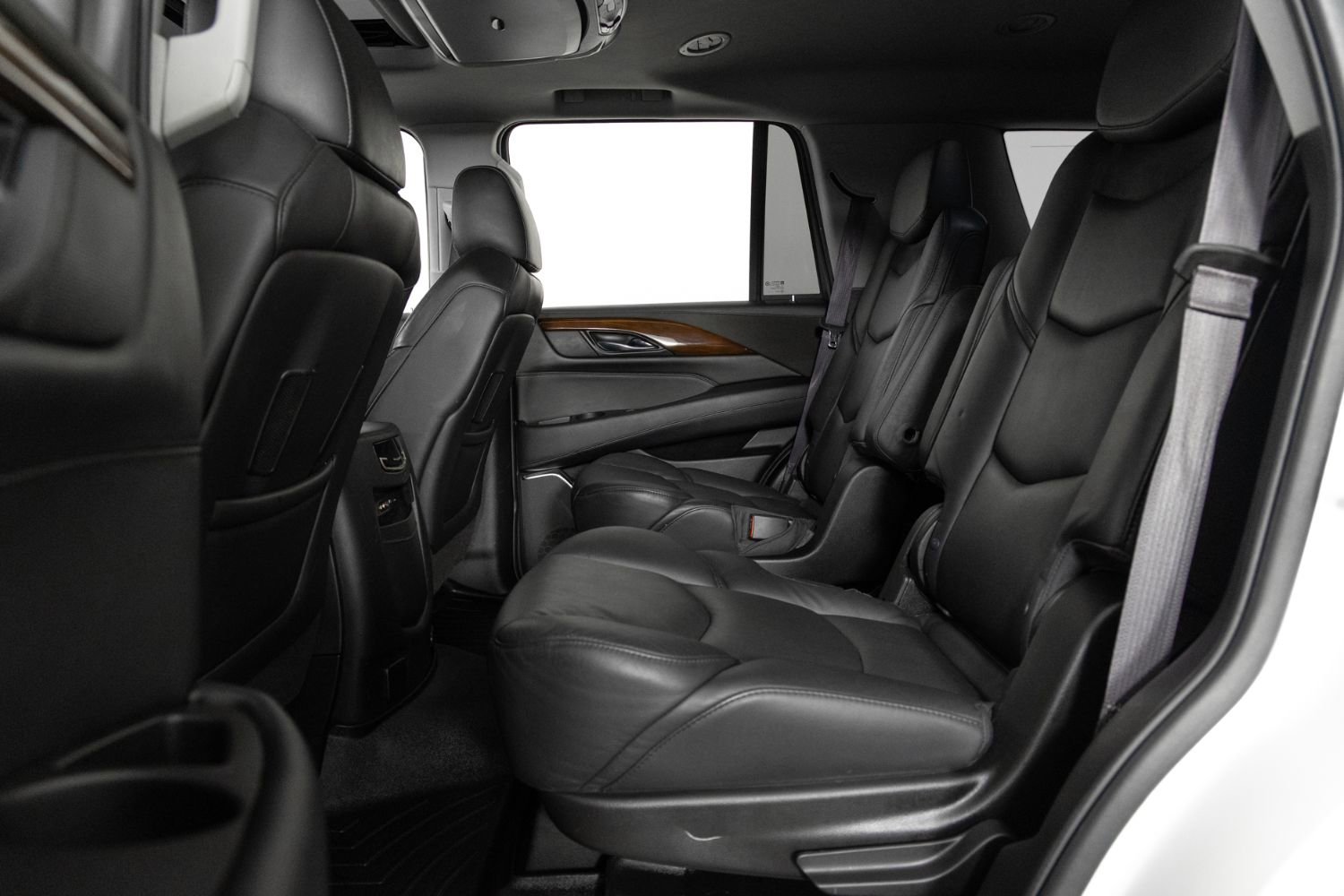 Used 2016 Cadillac Escalade Luxury image 19