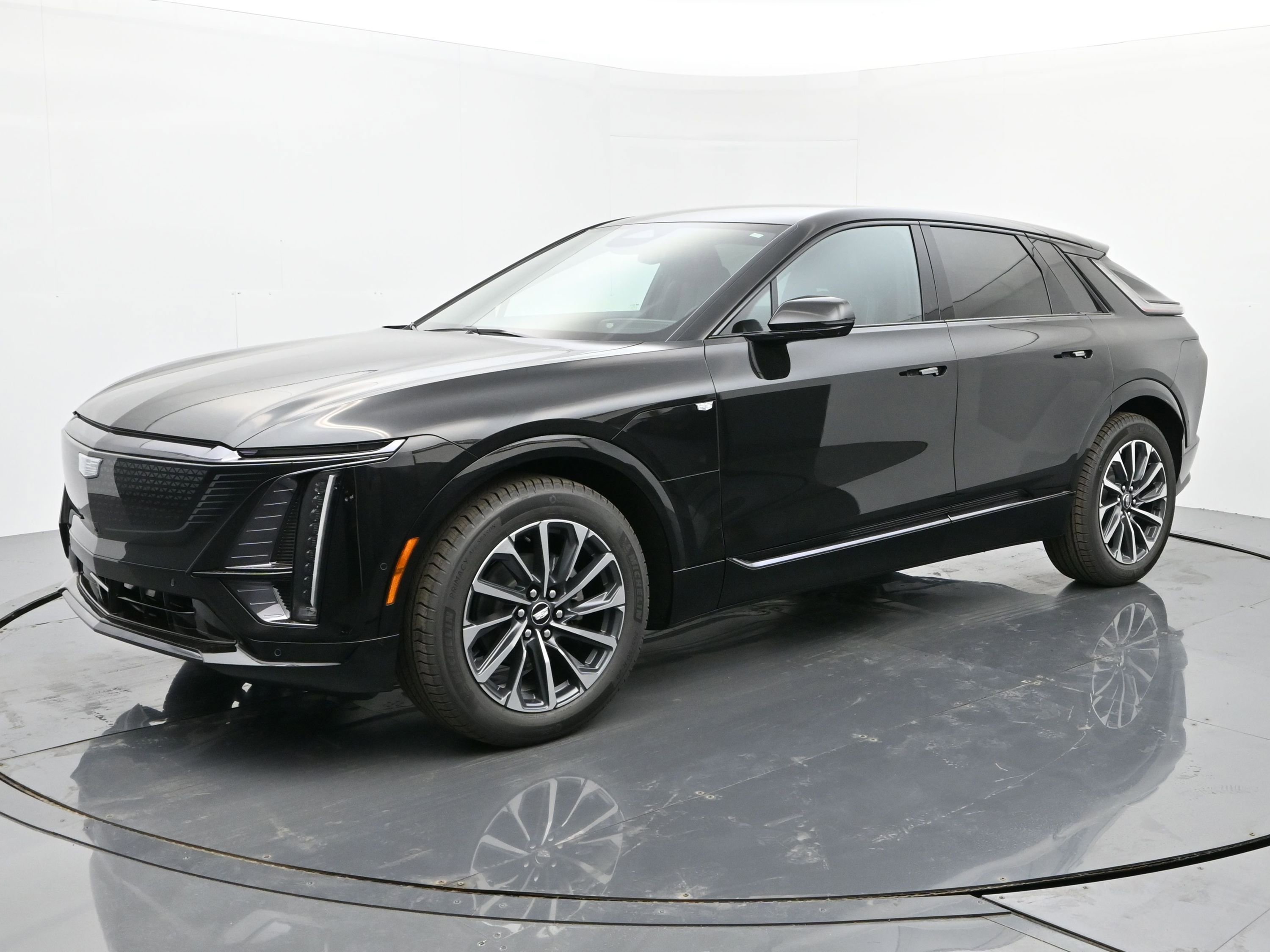 New 2025 Cadillac Lyriq Sport image 1