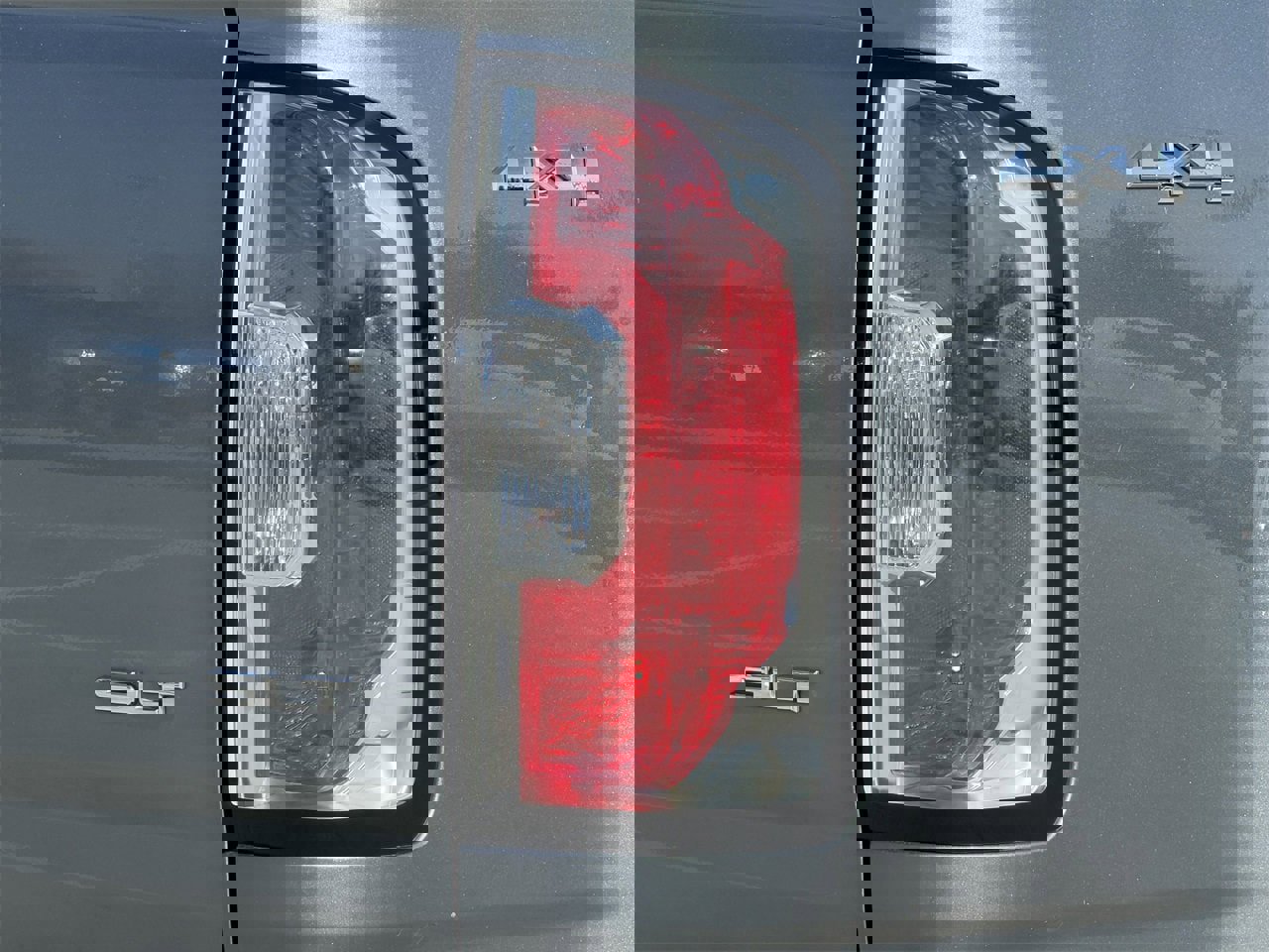 Used 2018 GMC Canyon SLT w/ Driver Alert Package image 7