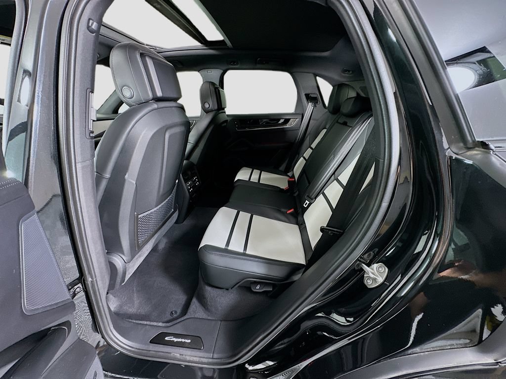 New 2026 Porsche Cayenne AWD/4WD image 24