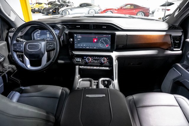 Used 2024 GMC Sierra 3500 Denali w/ Denali Reserve Package image 36