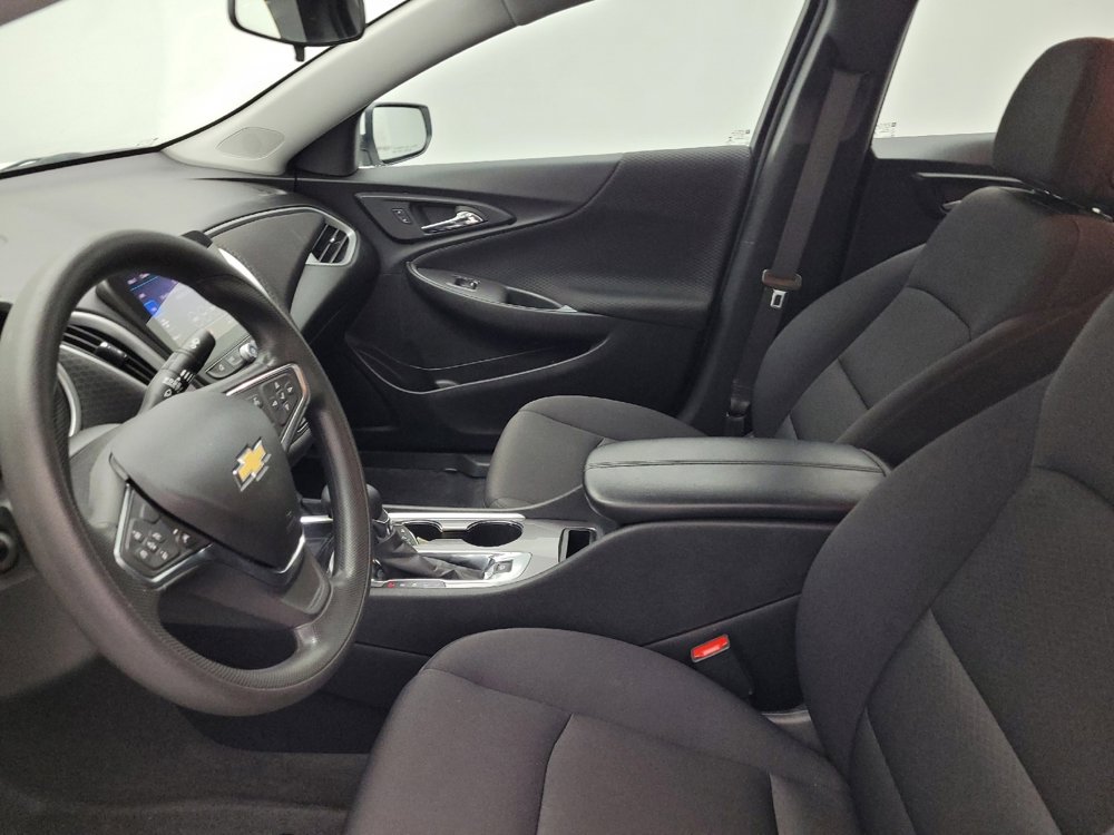 Used 2024 Chevrolet Malibu LT image 17