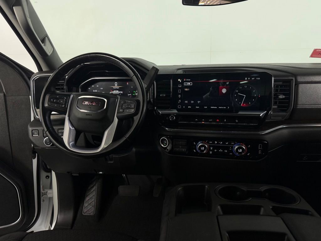 Used 2023 GMC Sierra 1500 SLE image 14