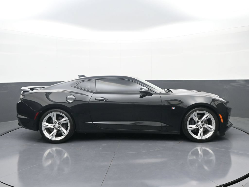 Used 2019 Chevrolet Camaro SS RWD image 8