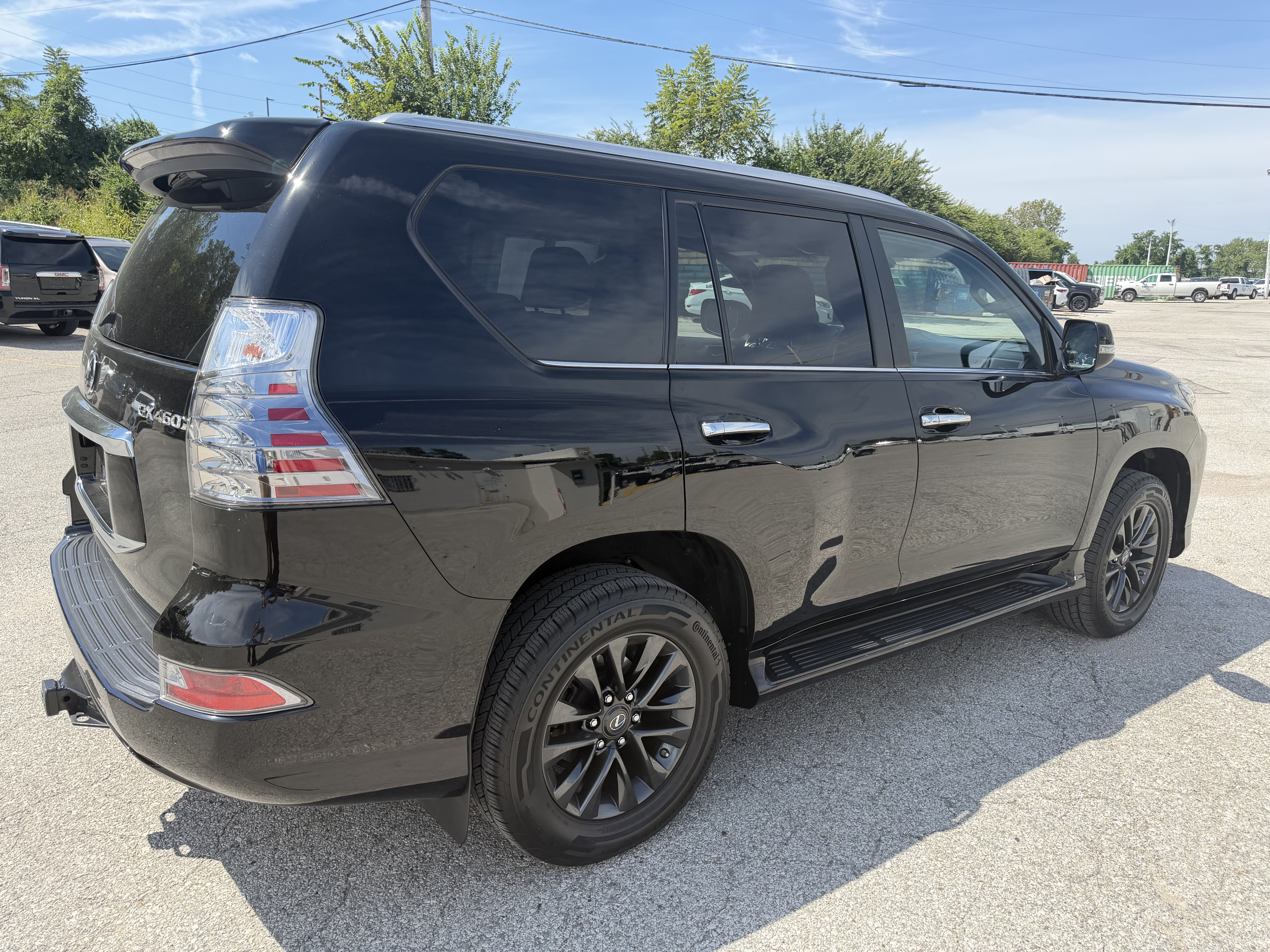 Used 2021 Lexus GX 460 Premium w/ Premium Package AWD/4WD image 9