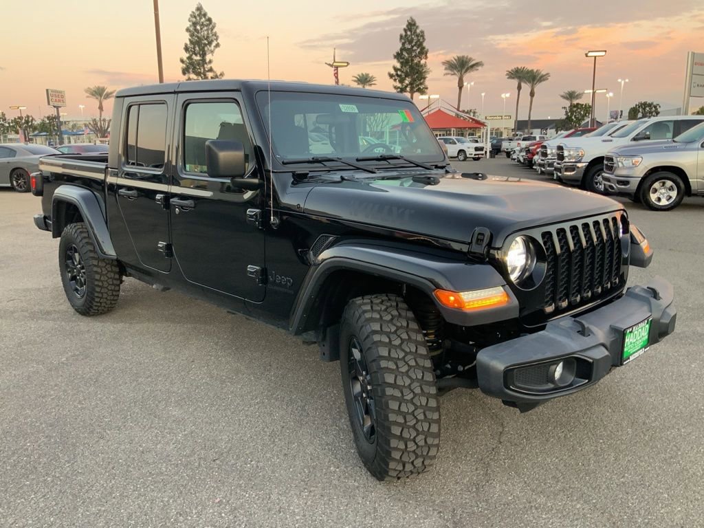 Used 2022 Jeep Gladiator Willys image 3