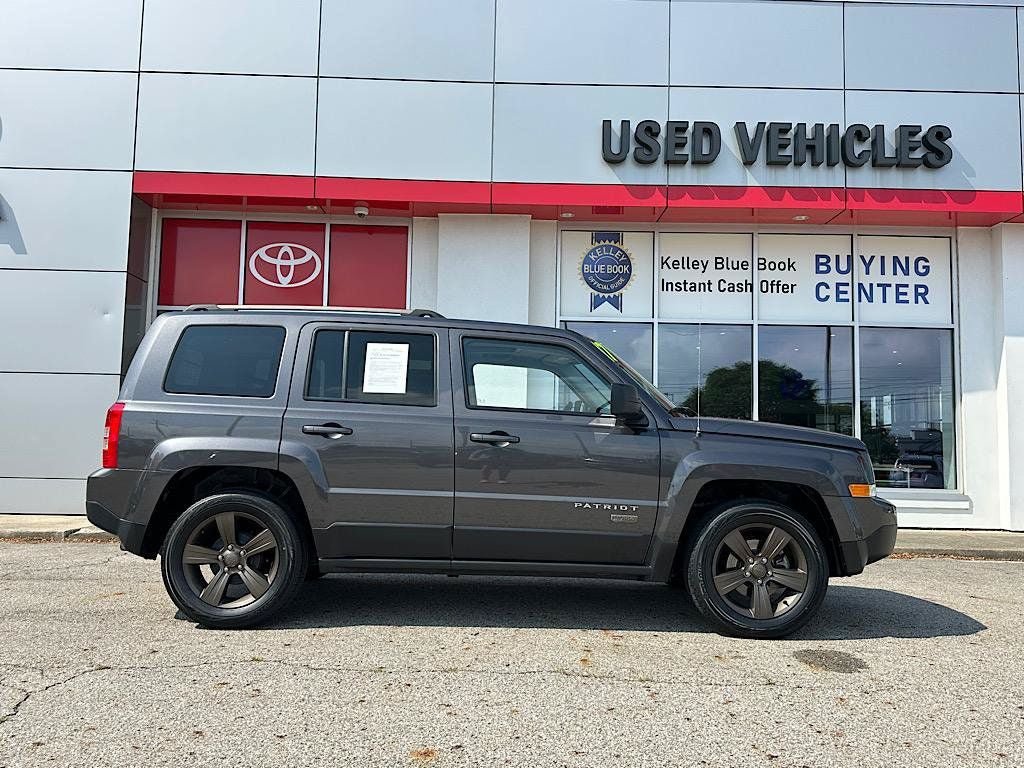 Used 2017 Jeep Patriot 75th Anniversary w/ Power Value Group FWD image 7