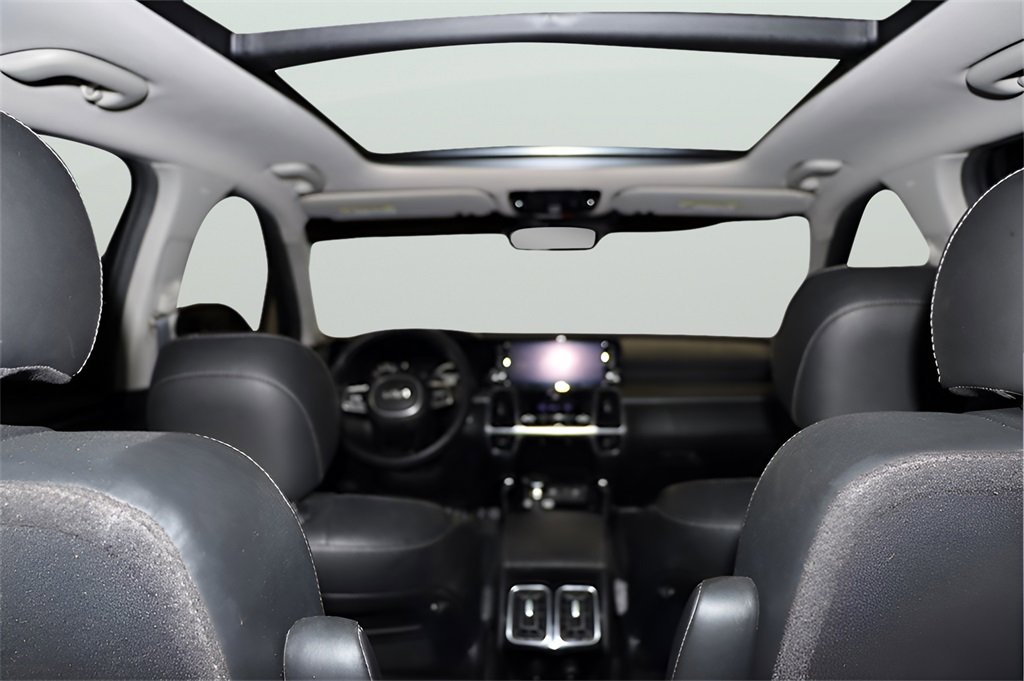 Used 2023 Kia Sorento SX image 38