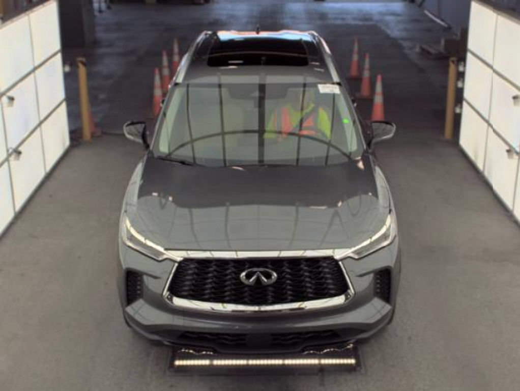 Used 2023 INFINITI QX60 Luxe w/ Cargo Package AWD/4WD image 3