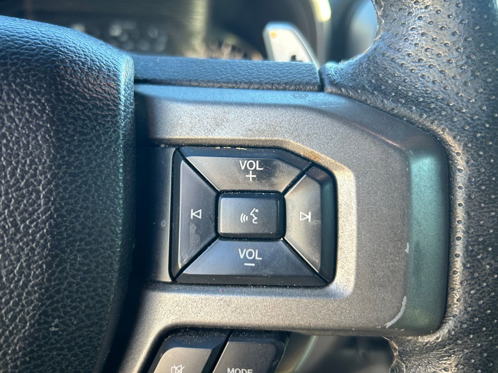 Used 2017 Ford F150 Raptor w/ Equipment Group 802A Luxury image 19