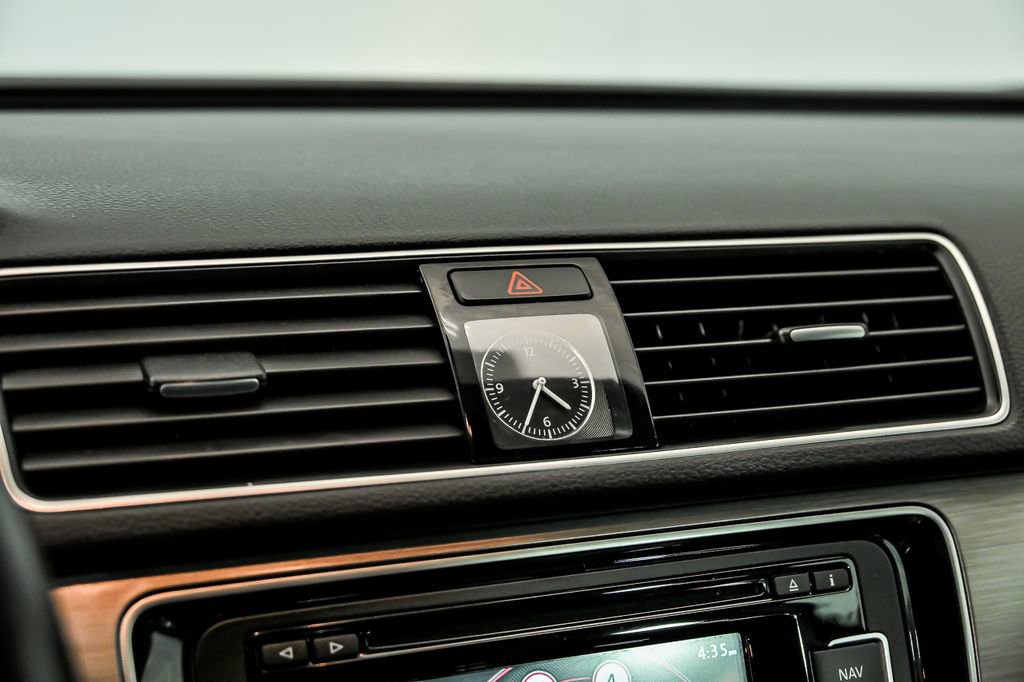 Used 2014 Volkswagen Passat 1.8T SE image 20