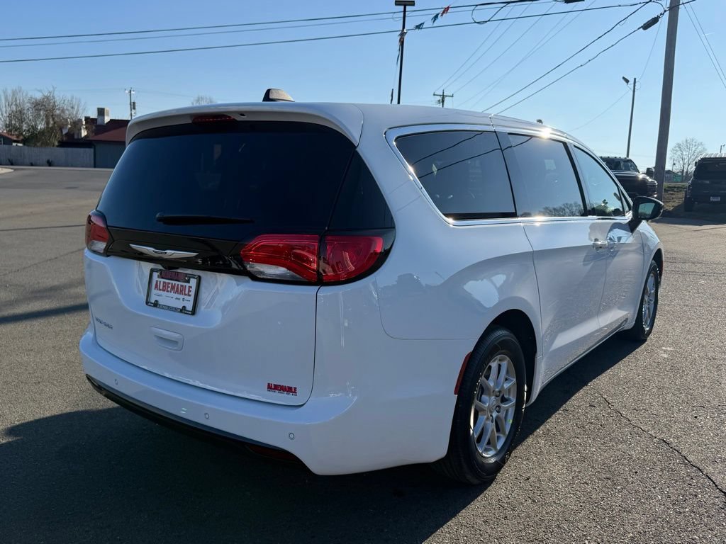 New 2026 Chrysler Voyager LX FWD image 3