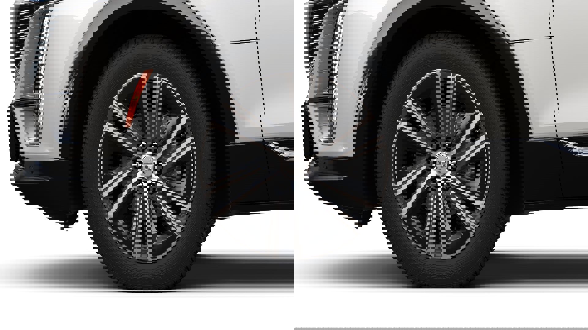 New 2025 Cadillac Lyriq Luxury w/ LPO, Floor Liner Package image 31