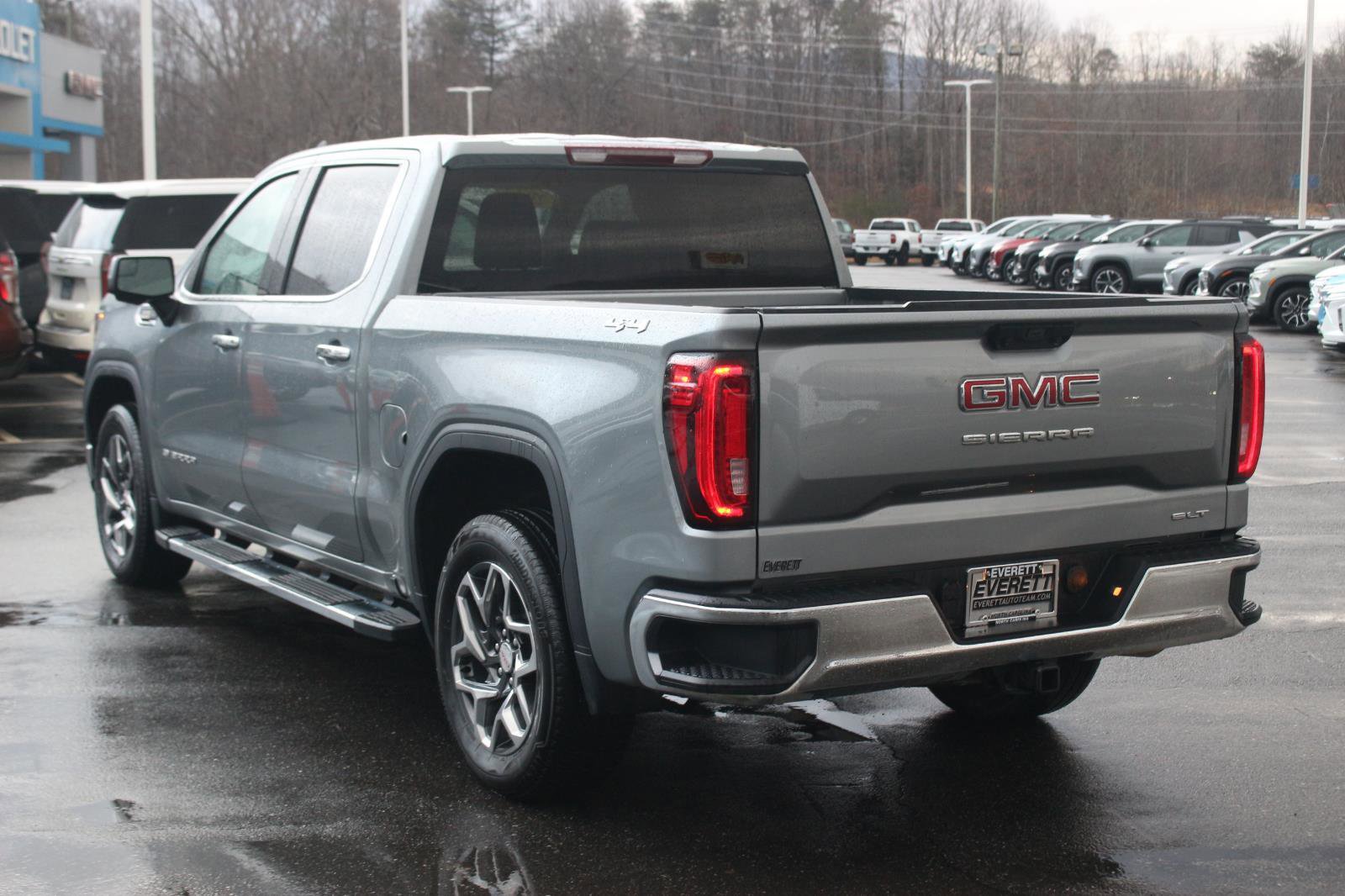 Used 2023 GMC Sierra 1500 SLT image 5