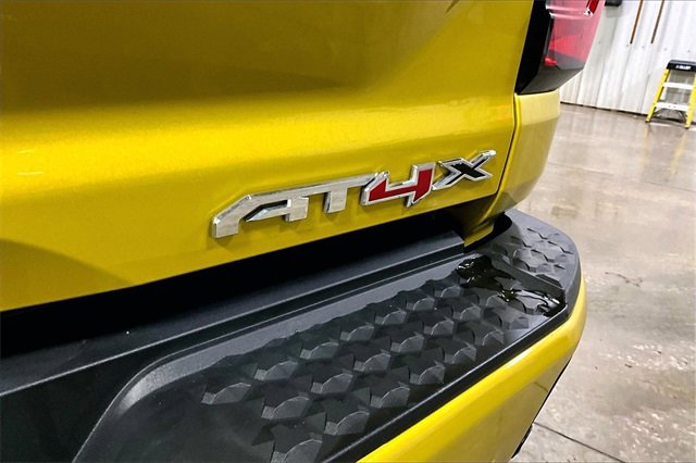 Certified 2024 GMC Canyon AT4X image 27