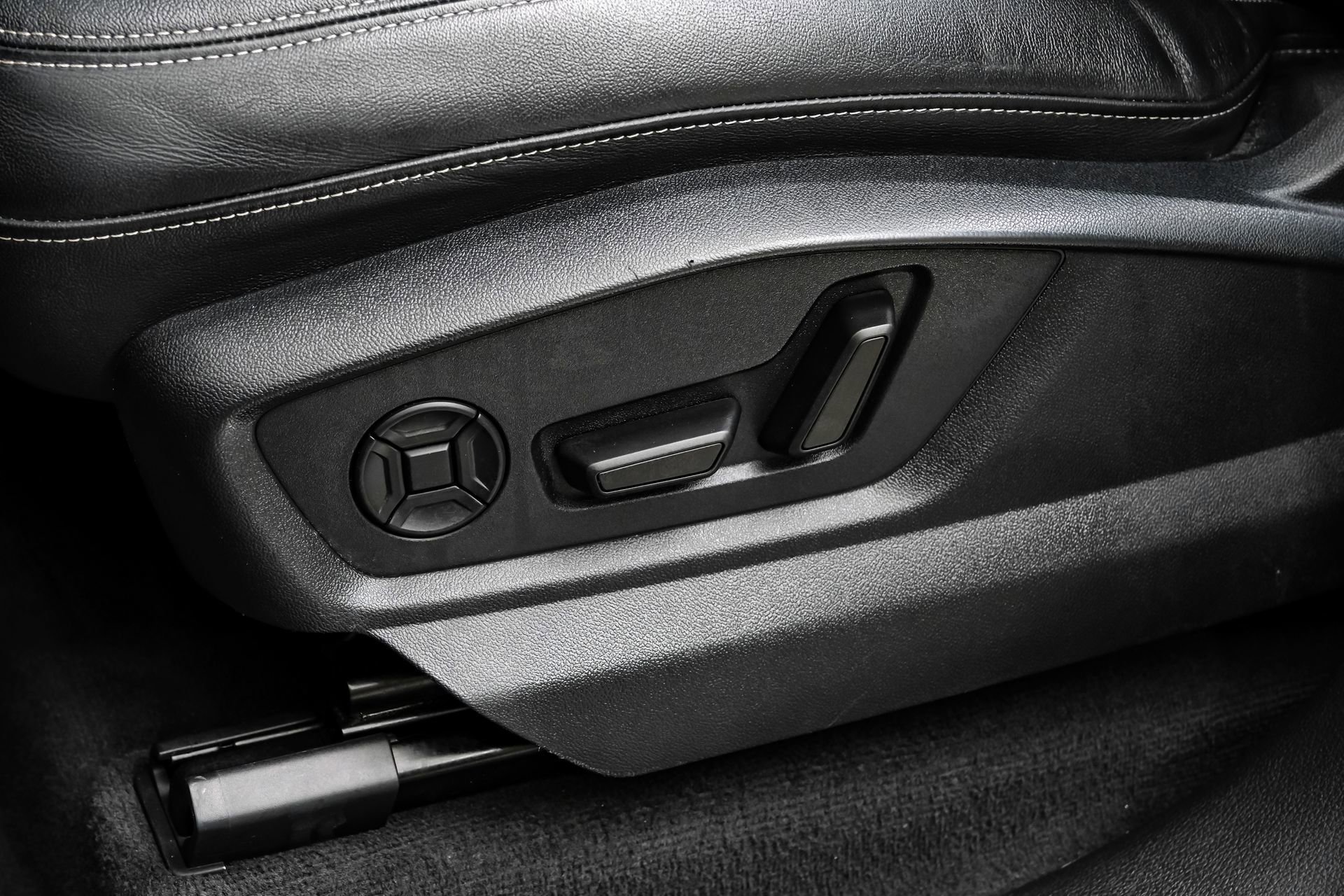 Used 2023 Audi Q8 Premium Plus w/ Premium Plus Package image 35