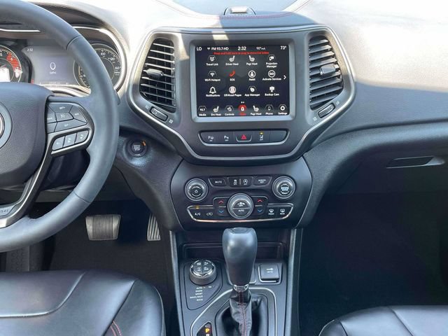 Used 2023 Jeep Cherokee Trailhawk w/ Trailer Tow Group AWD/4WD image 26