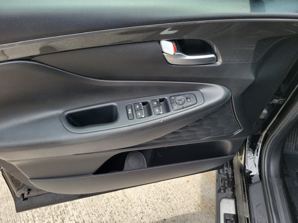 Used 2023 Hyundai Santa Fe XRT FWD image 18