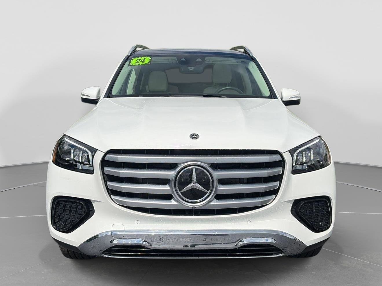 Used 2024 Mercedes-Benz GLS 450 4MATIC image 8