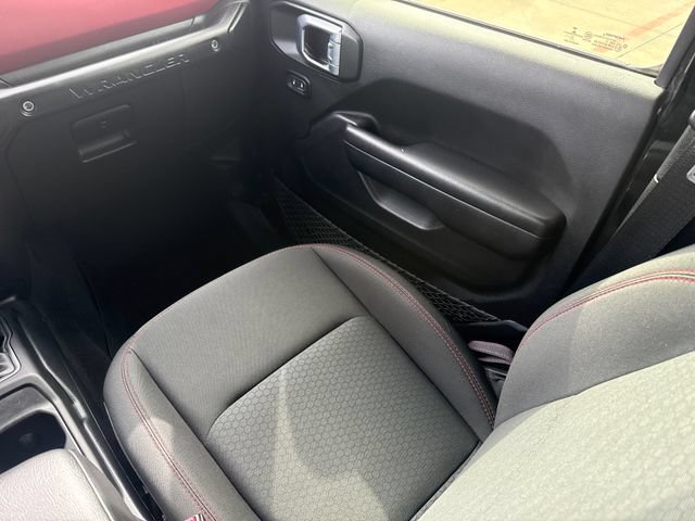 Used 2021 Jeep Wrangler Unlimited Rubicon AWD/4WD image 16