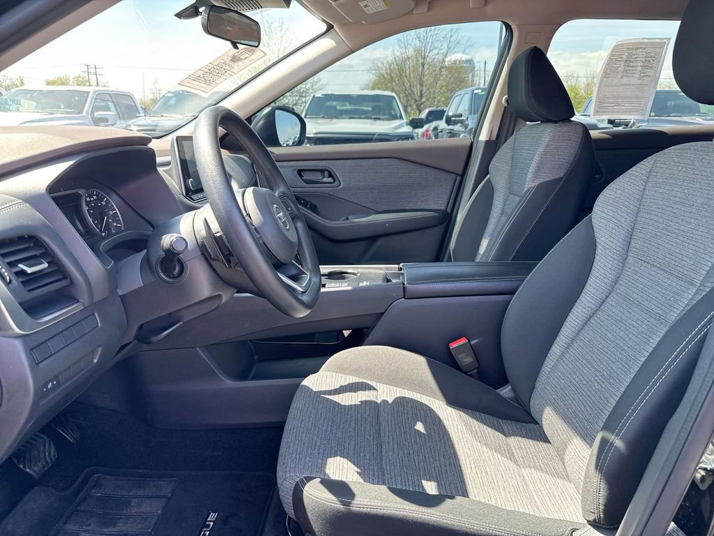 Used 2021 Nissan Rogue S FWD image 19